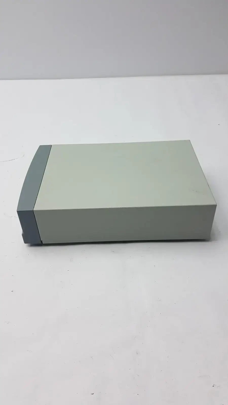 CBS Scientific EPS-300 IIV 300V Electrophoresis Power Supply 300II