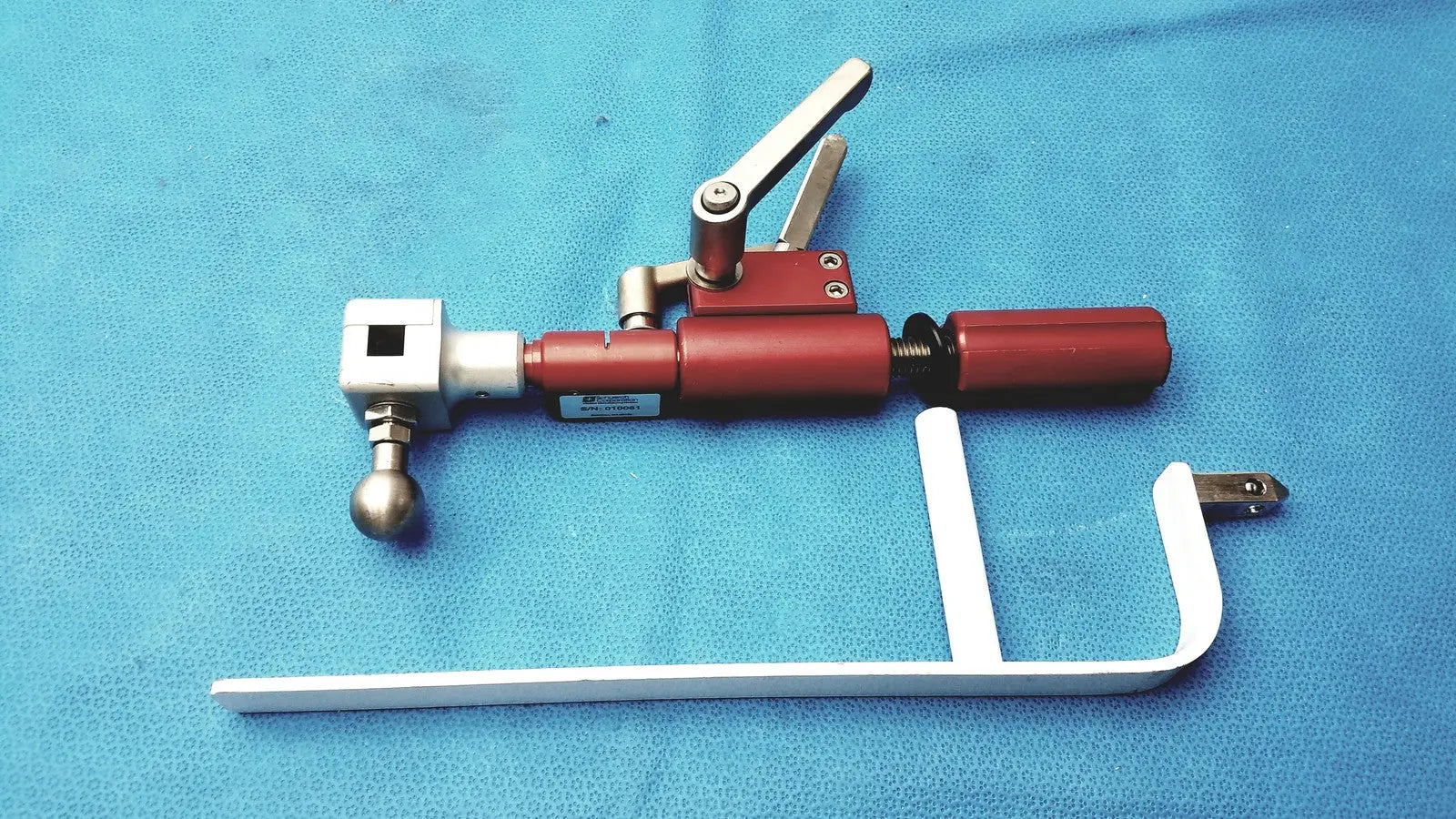 Cervical Distractor – Orthopedic Instrument Preowned for Training/Parts