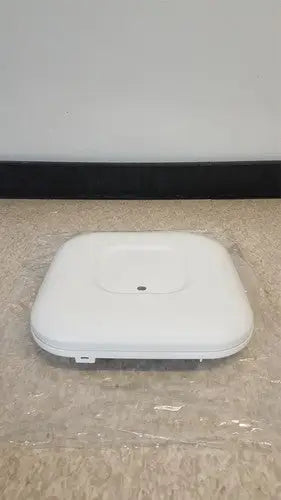 Cisco AIR-CAP2702I-B-K9 Aironet 2700 Series Wireless Access Point w/ Bracket
