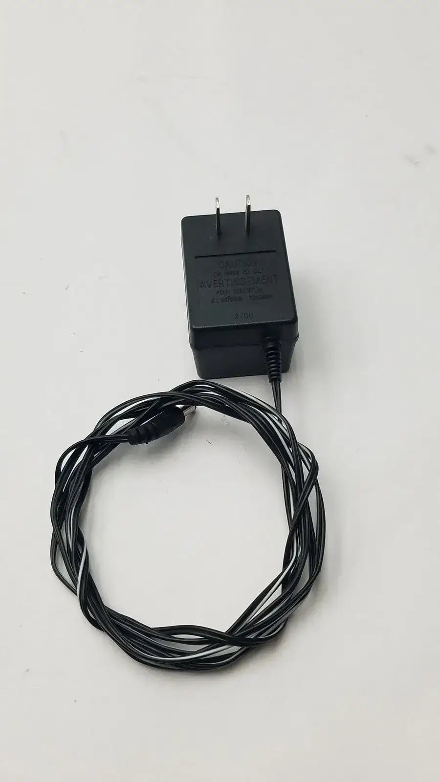 Class 2 Transformer Output 6VDC AC Adaptor Model 060-0400 - AC/DC Power Adapter