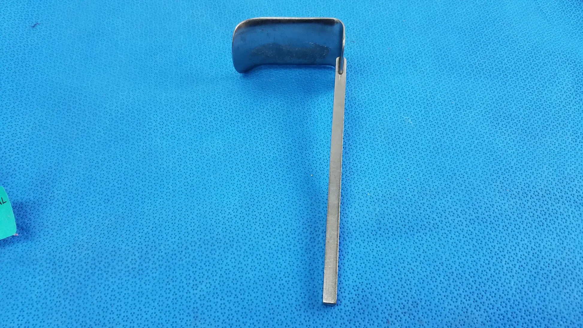 Codman 50-4568 Surgical Kelly Retractor Blade