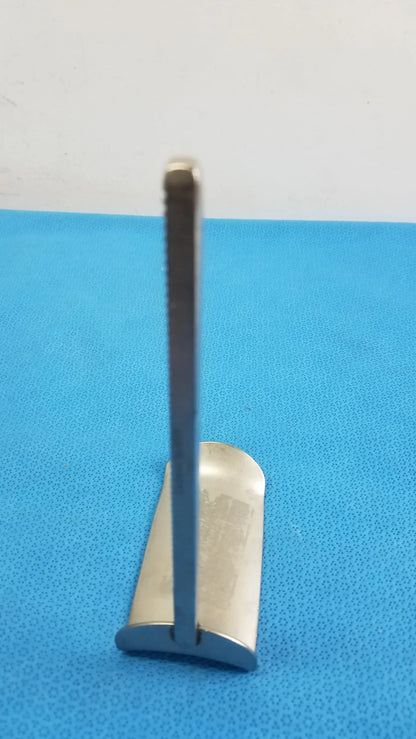 Codman 50-4569 Surgical Kelly Retractor Blade