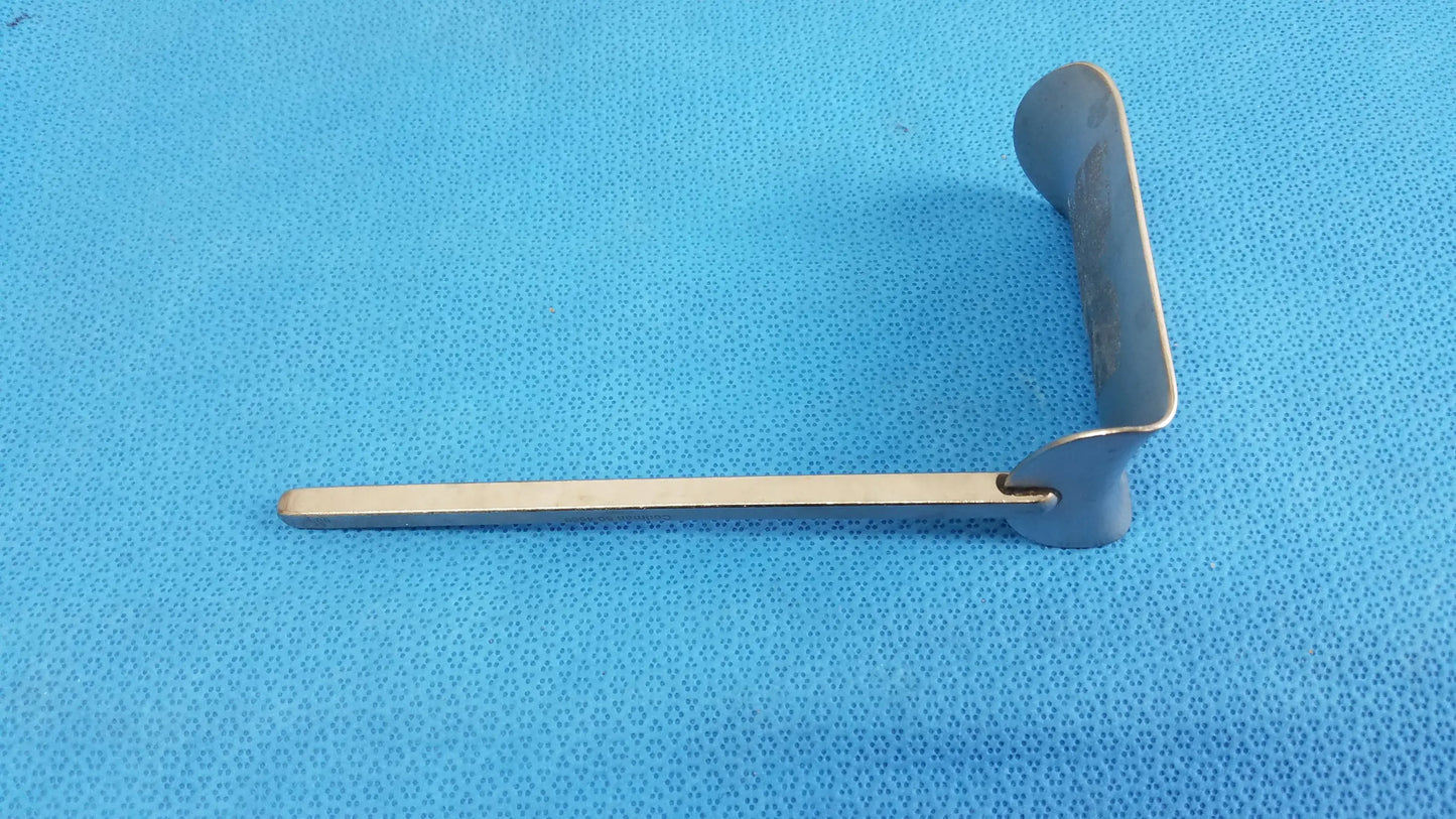 Codman 50-4569 Surgical Kelly Retractor Blade