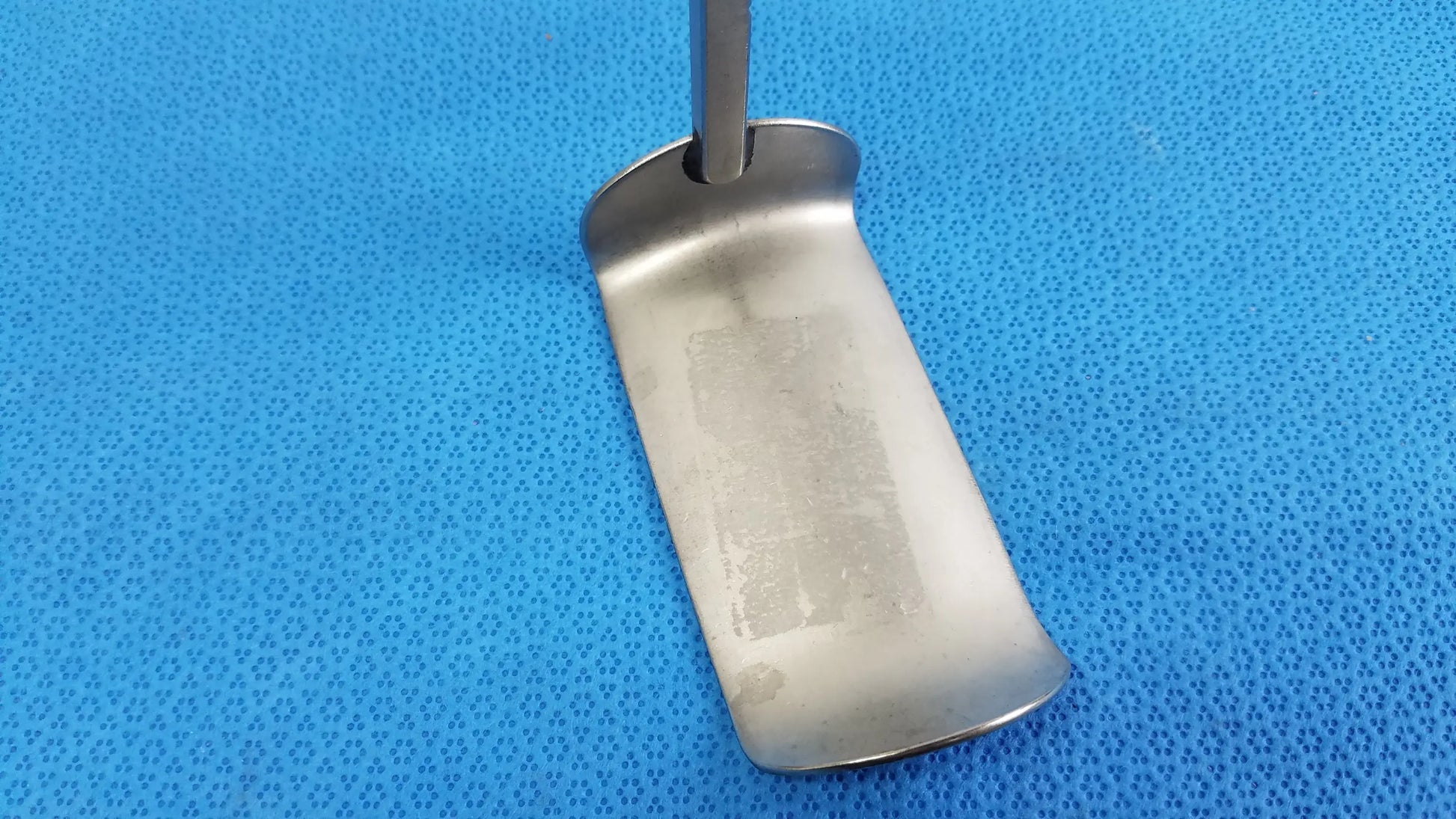 Codman 50-4569 Surgical Kelly Retractor Blade