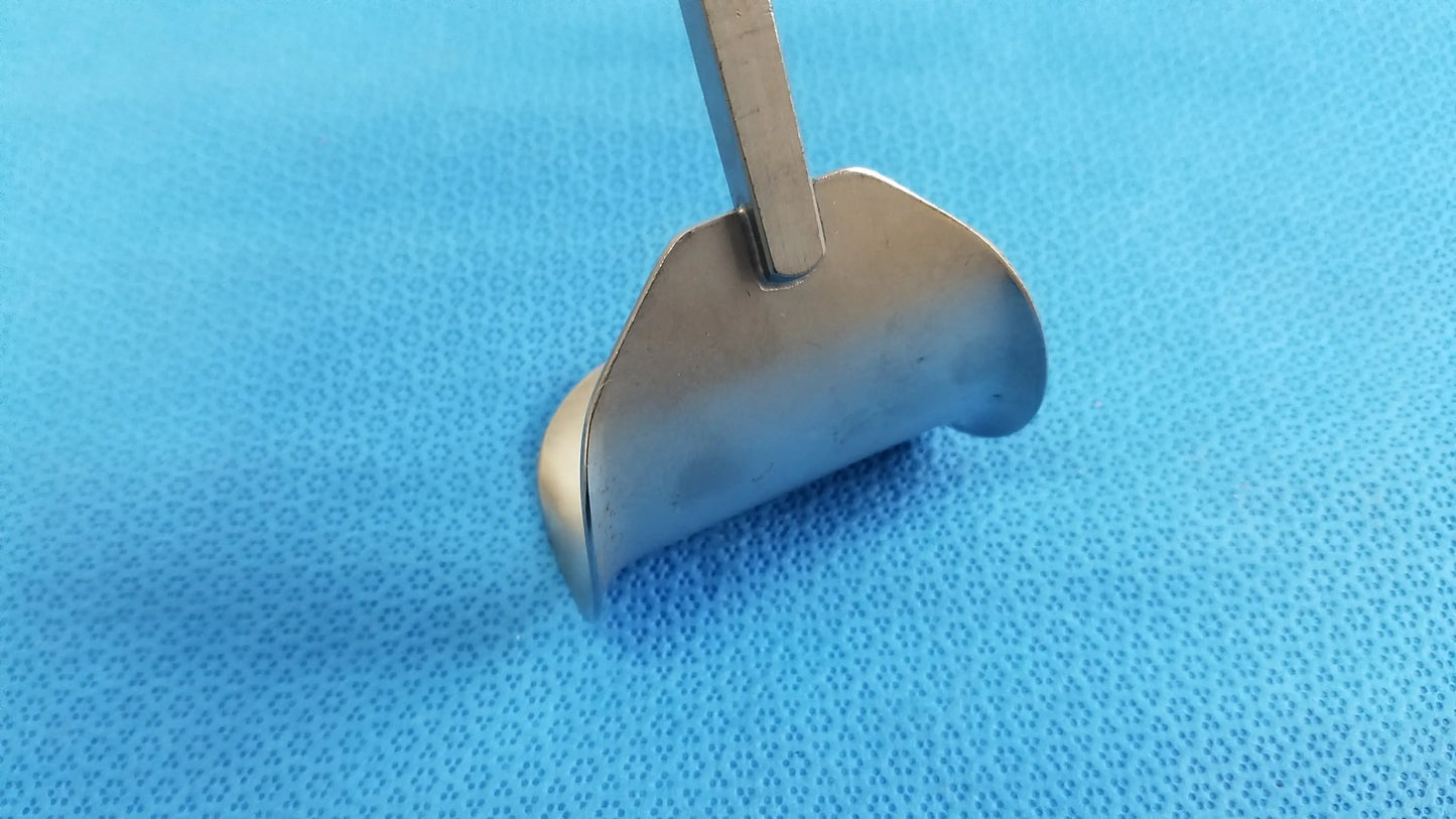 Codman 50-4576 Balfour Retractor Blade