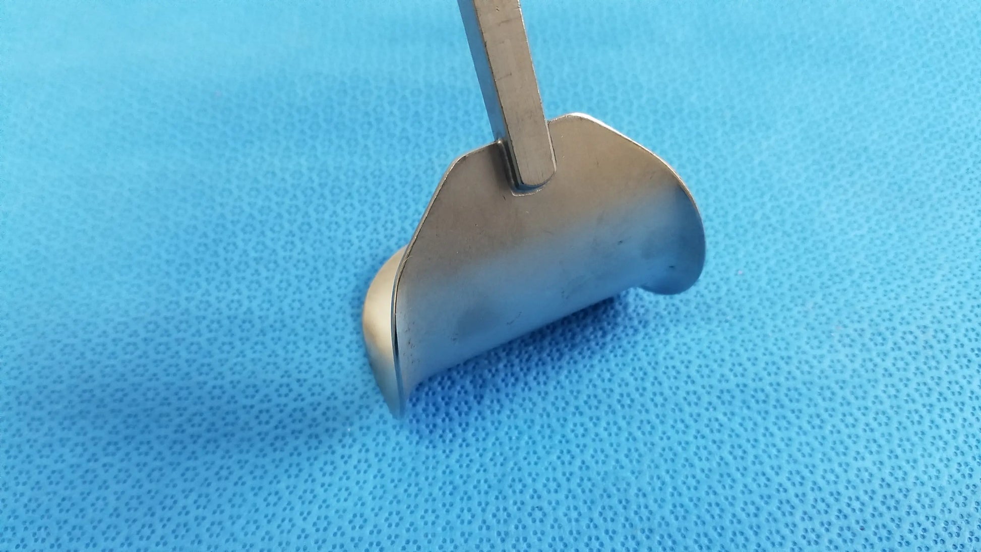 Codman 50-4576 Balfour Retractor Blade