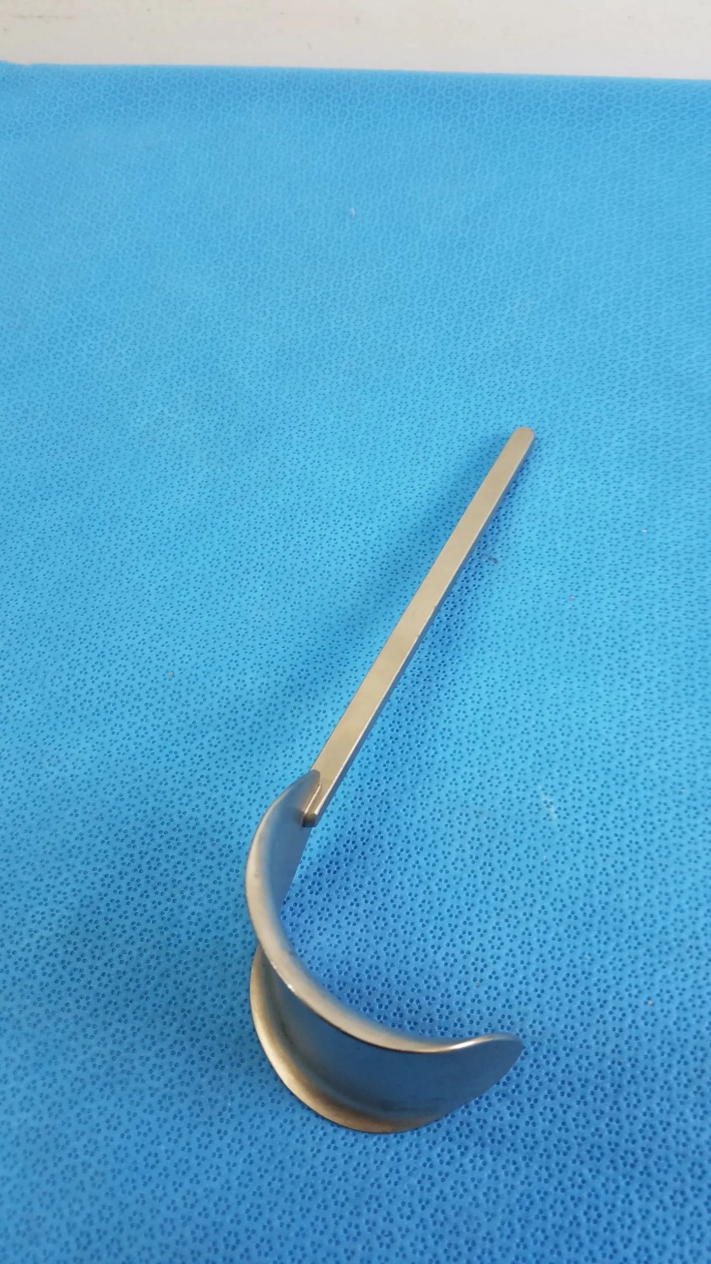 Codman 50-4576 Balfour Retractor Blade