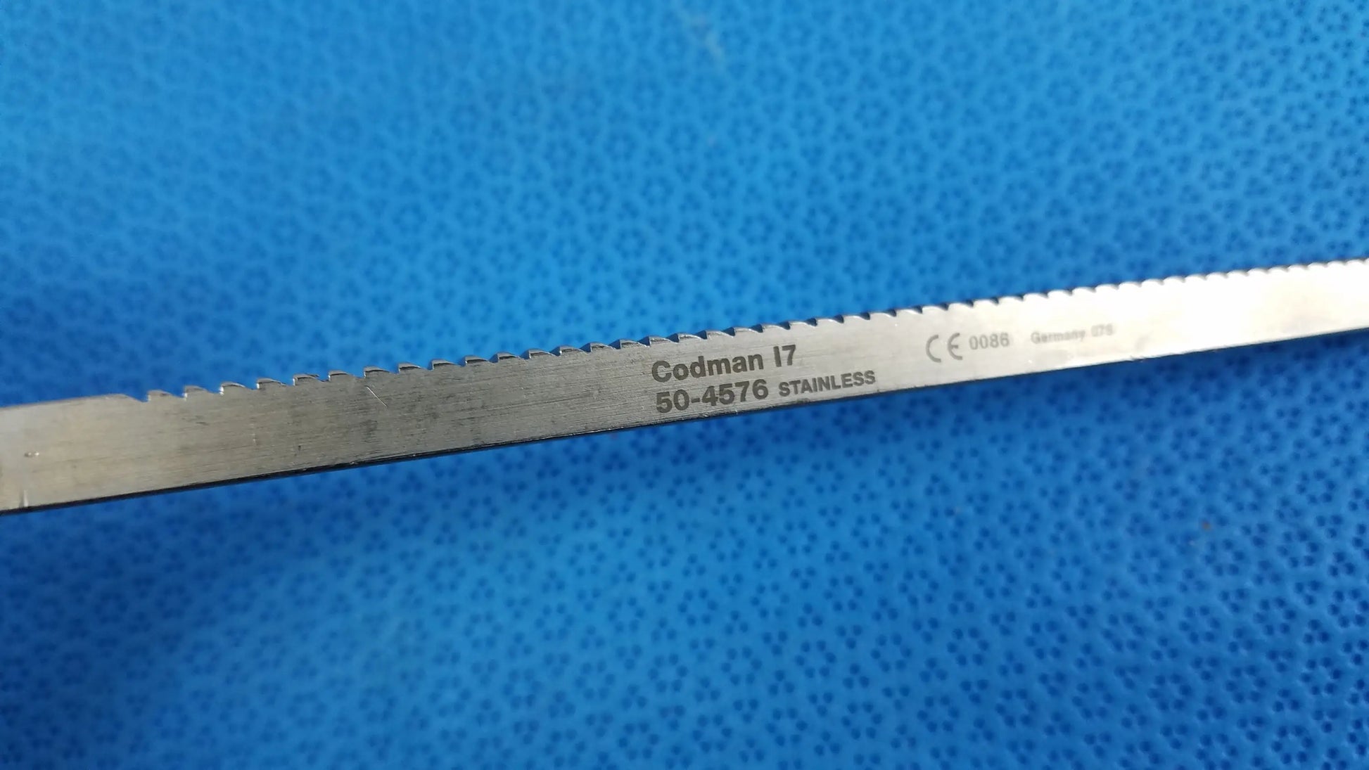 Codman 50-4576 Balfour Retractor Blade