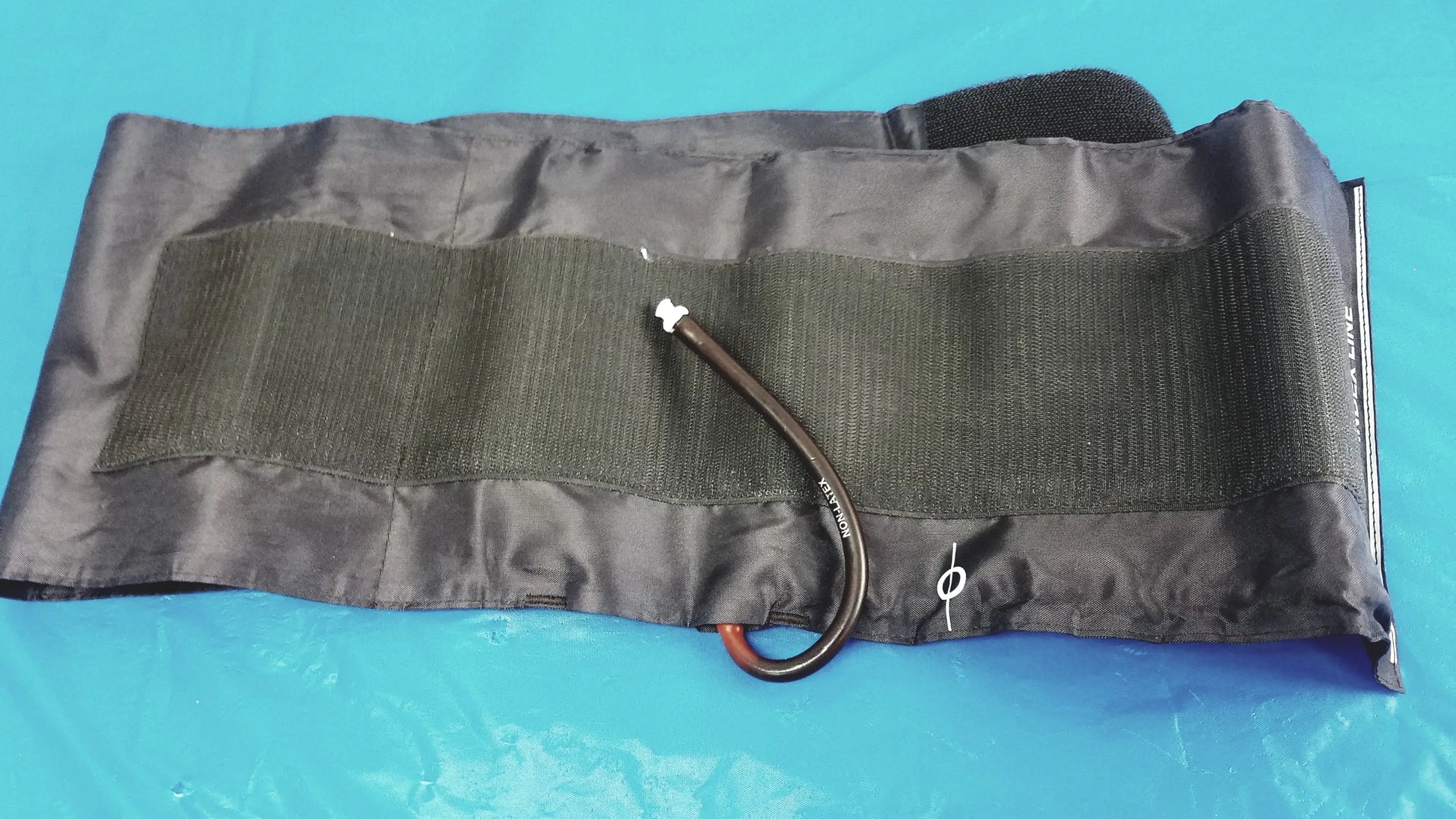 Colin V-LOK Thigh Blood Pressure Cuff 46 to 66 cm - V‑LOK