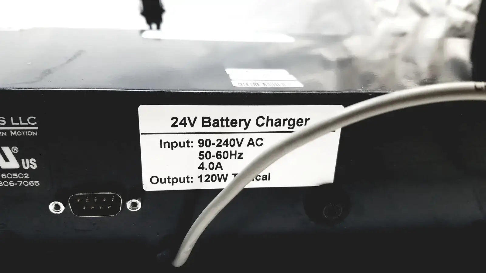 Control Solution CS3219A 24V Battery Charger 1028-010-859 Rev D