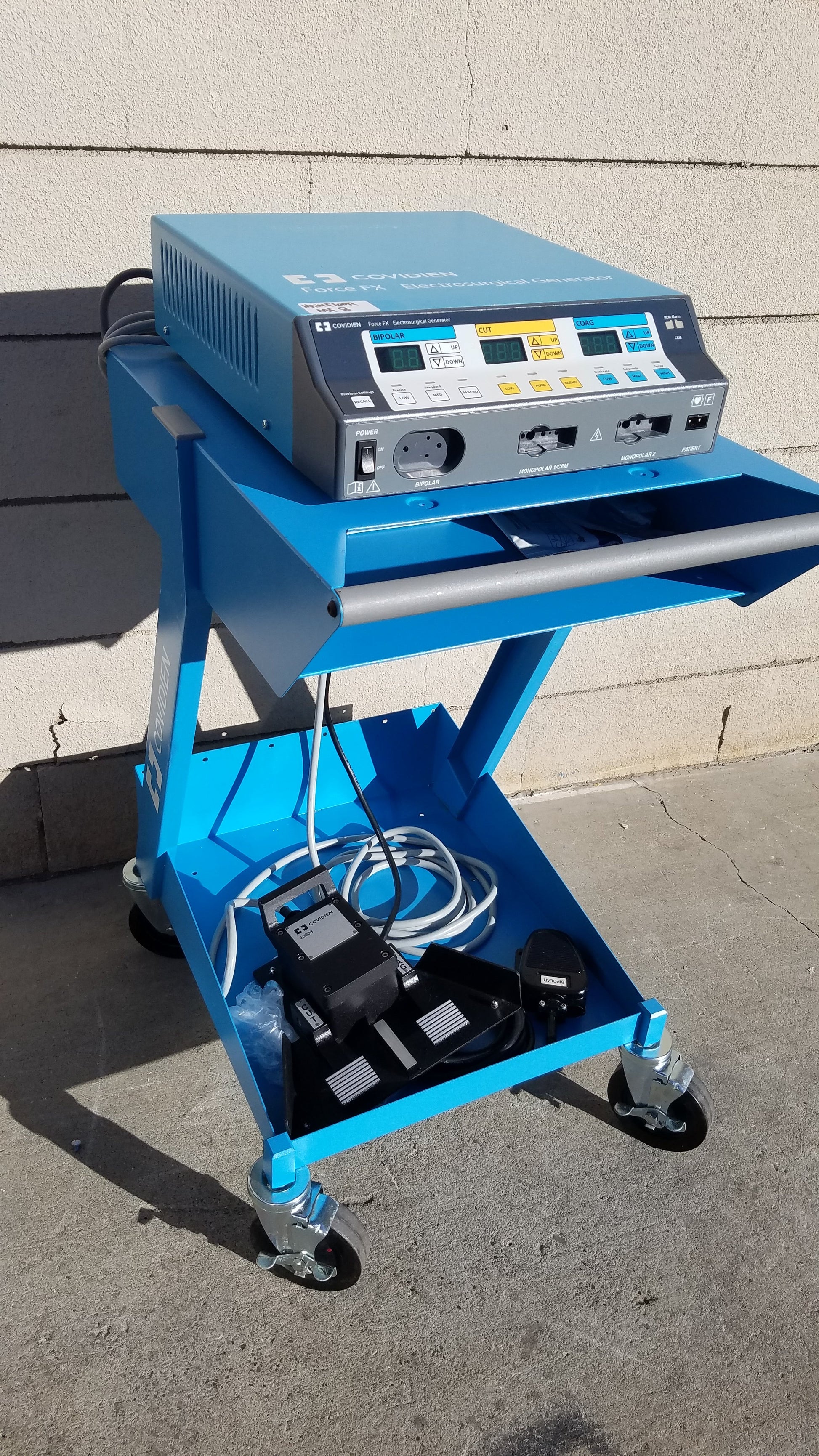 Covidien Force FX-C Electrosurgical Generator ESU With E6008 and Trolley - (ESU)