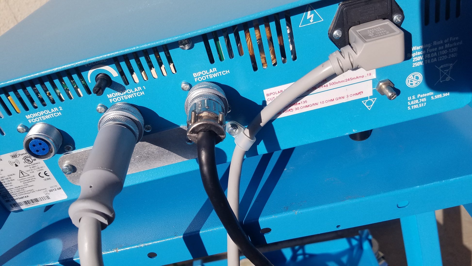 Covidien Force FX-C Electrosurgical Generator ESU with E6009 E6008 And Trolley - (ESU)