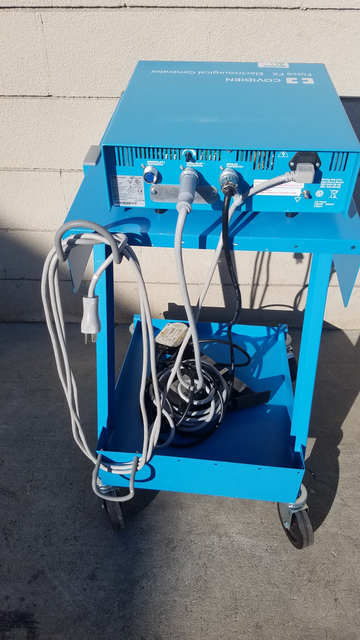 Covidien Force FX-C Electrosurgical Generator ESU with E6009 E6008 And Trolley - (ESU)