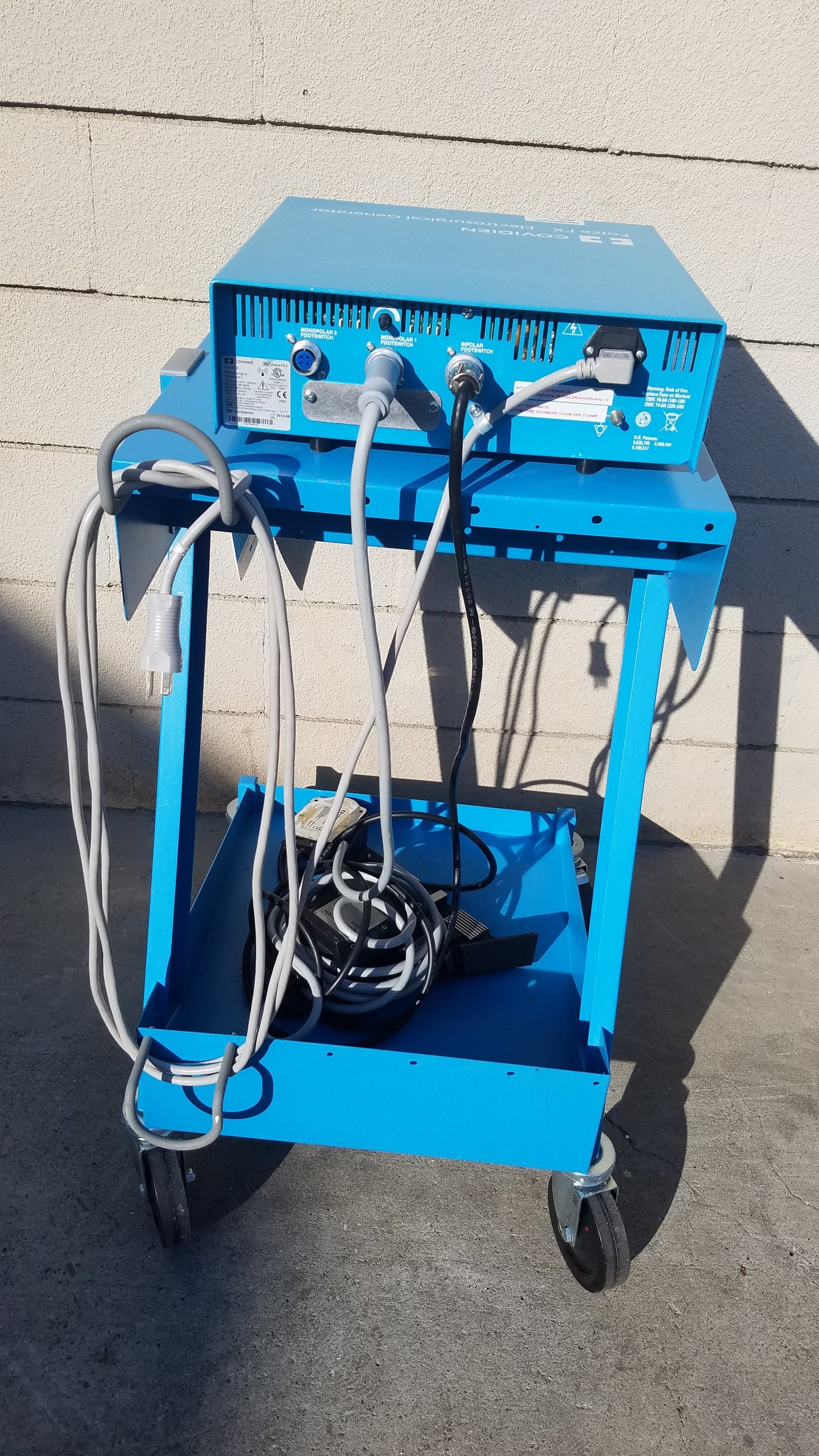 Covidien Force FX-C Electrosurgical Generator ESU with E6009 E6008 And Trolley - (ESU)