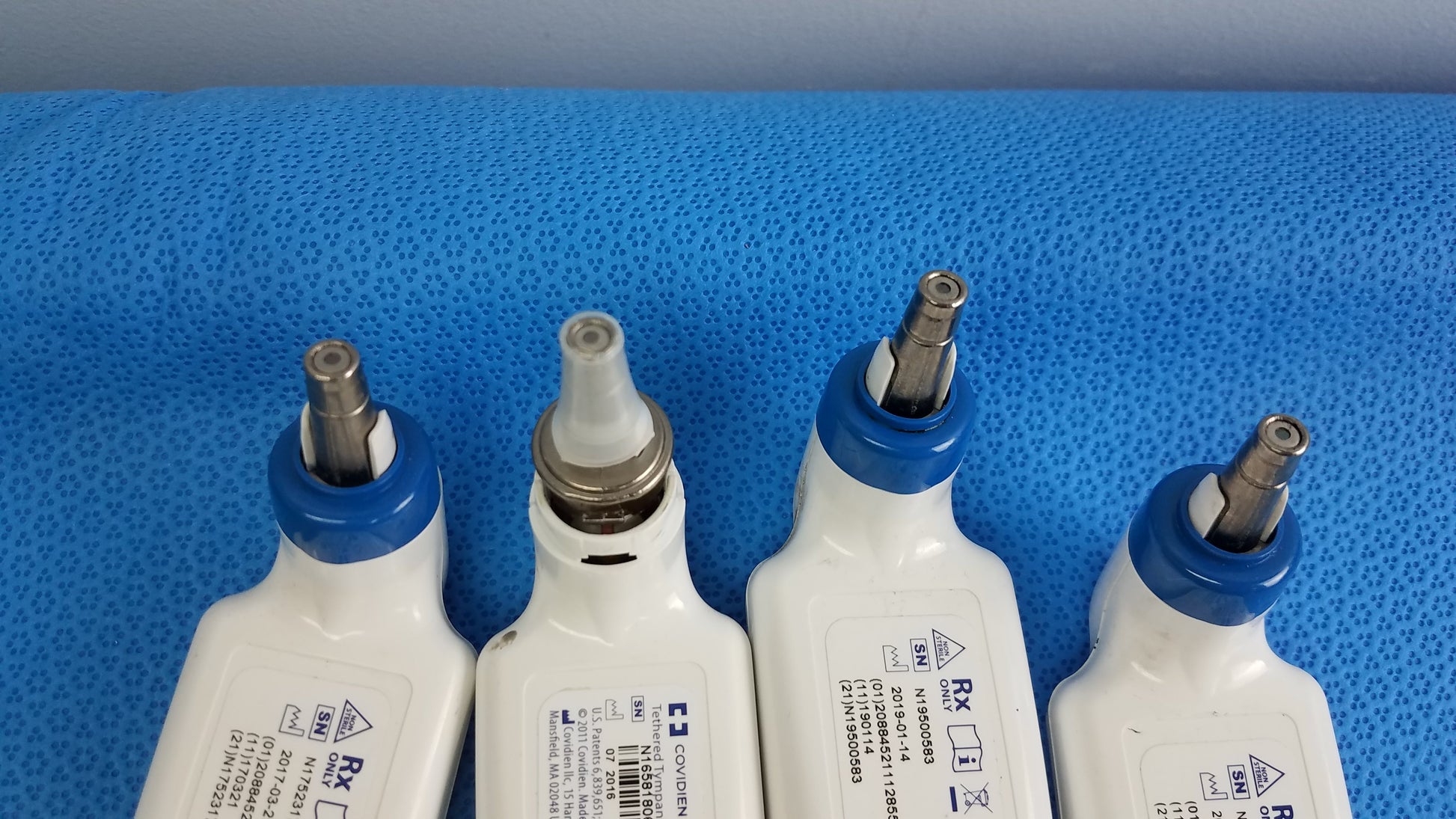 Covidien Genius 3 Tympanic Ear Thermometer with Wall Mount Base Lot of 4