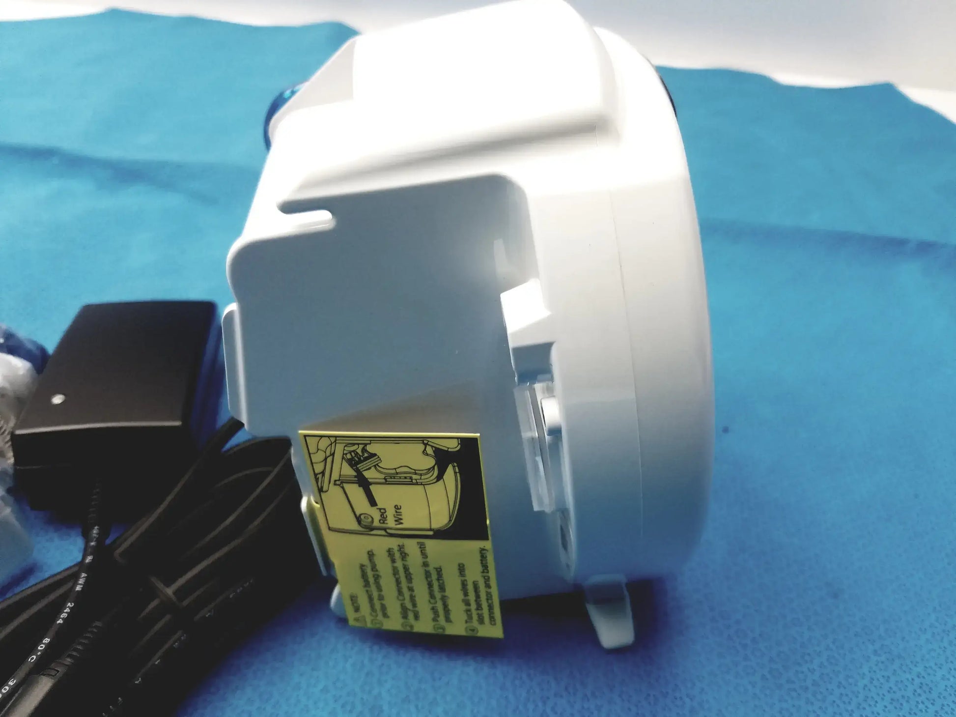 Covidien Kangaroo Enteral Feeding ePump With Pole Clamp and Power Supply