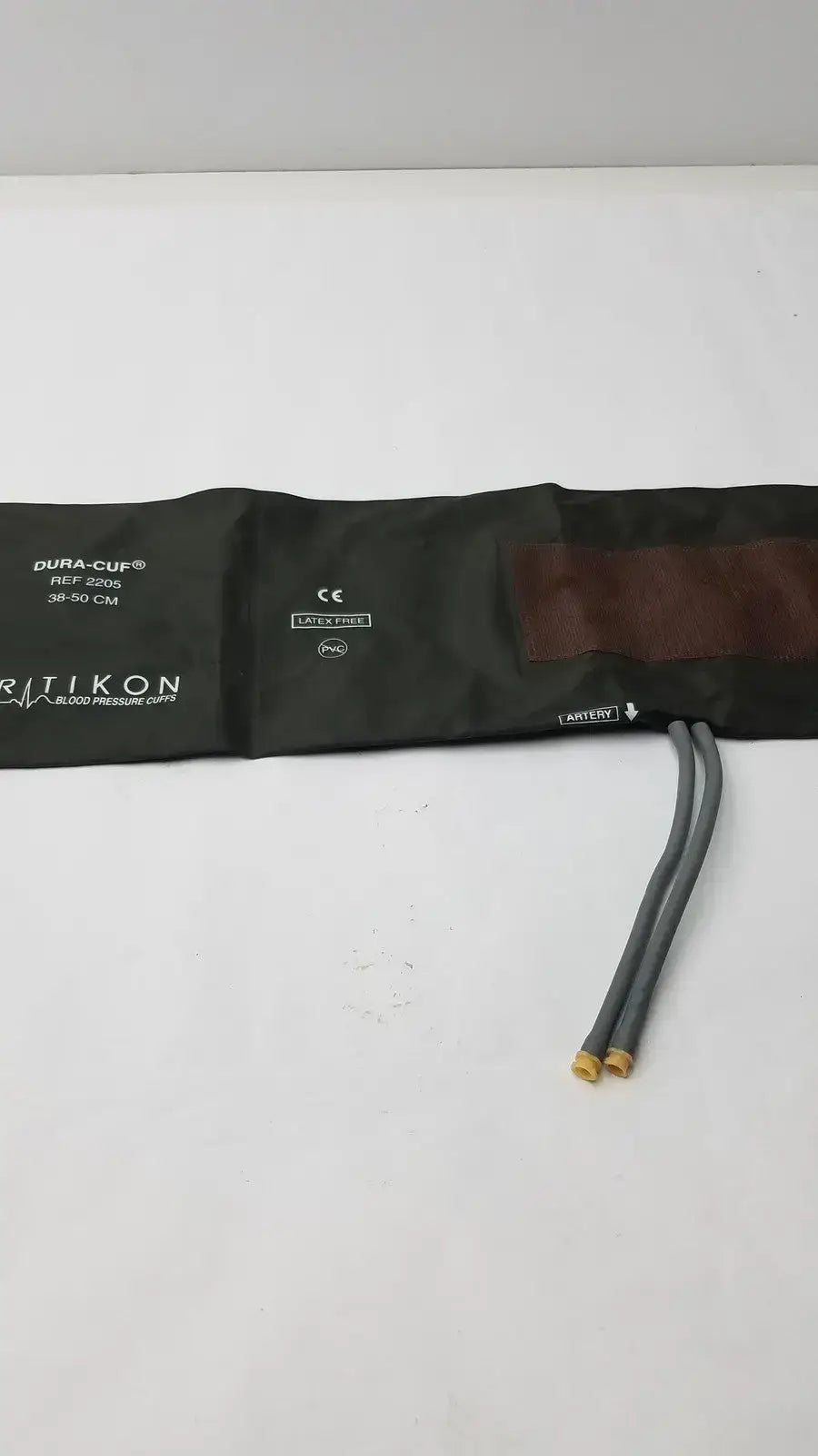 Critikon Dura-Cuf REF 2205 Blood Pressure Cuff Thigh Size 38-50 cm
