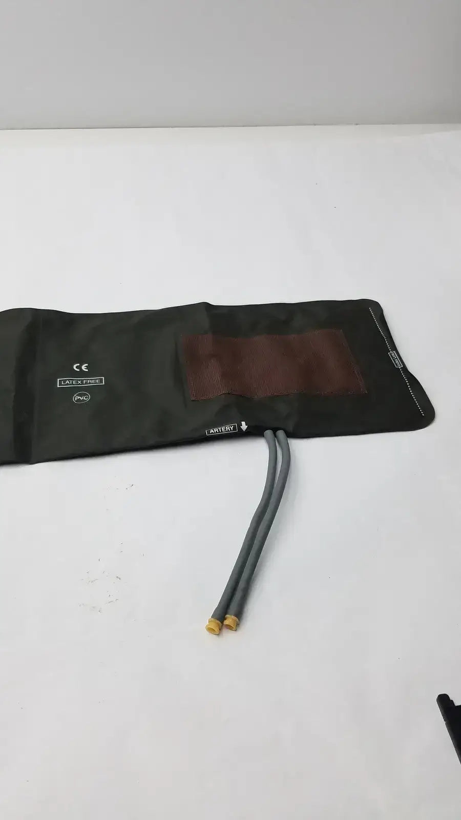 Critikon Dura-Cuf REF 2205 Blood Pressure Cuff Thigh Size 38-50 cm