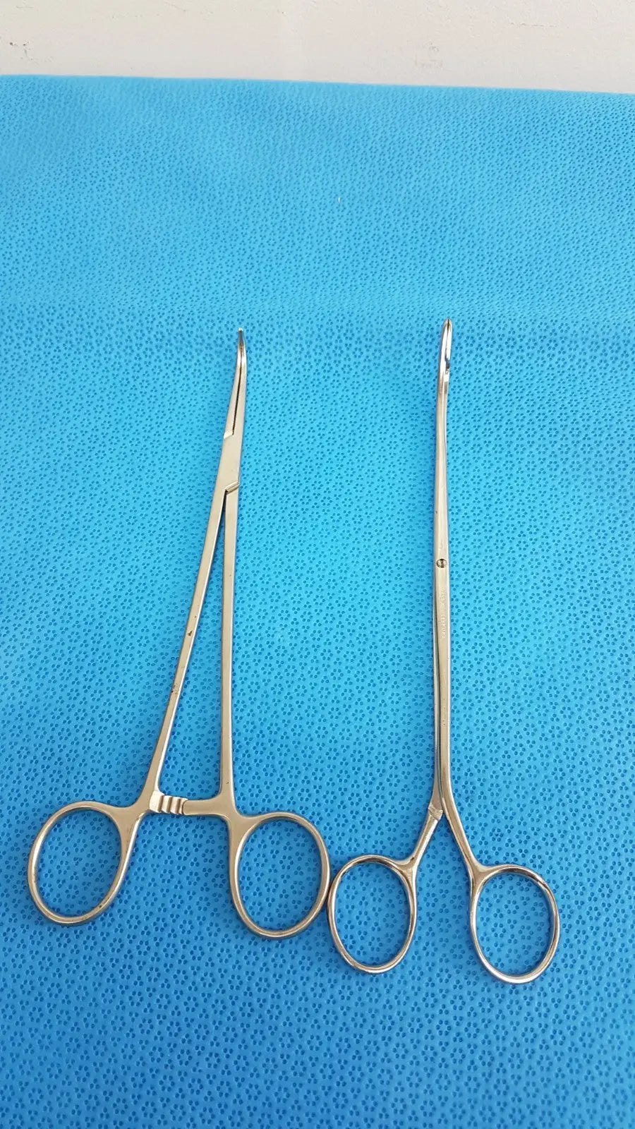 Curved Hemostatic Forceps & Clamp Set – Stainless Steel Surgical Tools Lot of 2