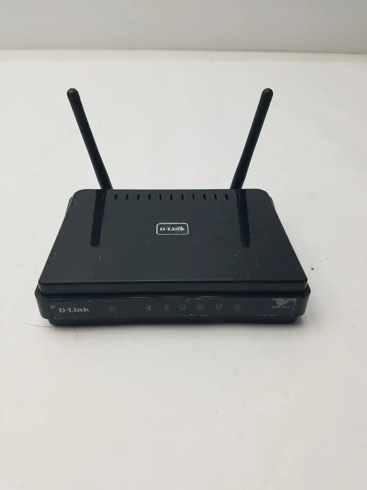 D-Link DIR-651 300 Mbps 4-Port Gigabit Wireless N Router