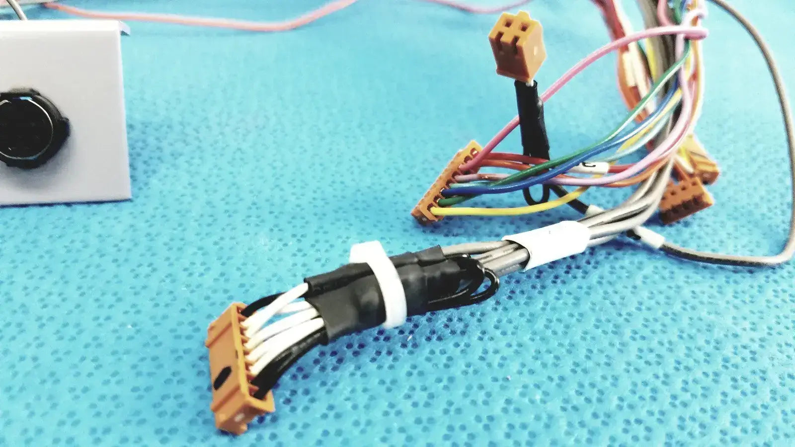 D-Sub 9-Pin Serial Breakout Board with BNC Connector Wire Harness Cable - Assembly