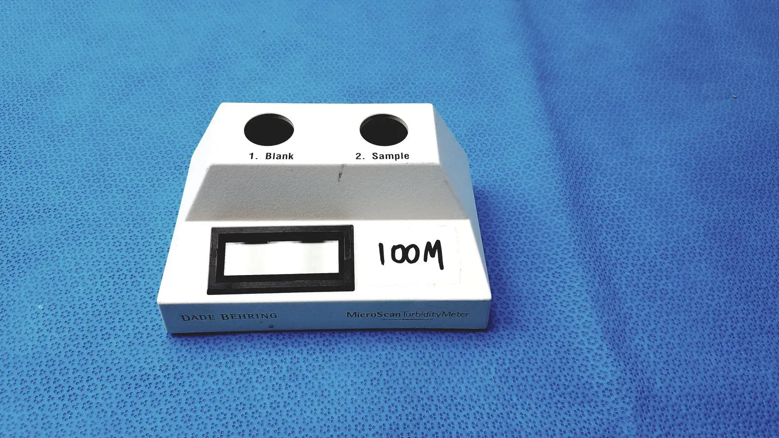 Dade Behring MicroScan Turbidity Meter for Laboratory Microbiology Analysis
