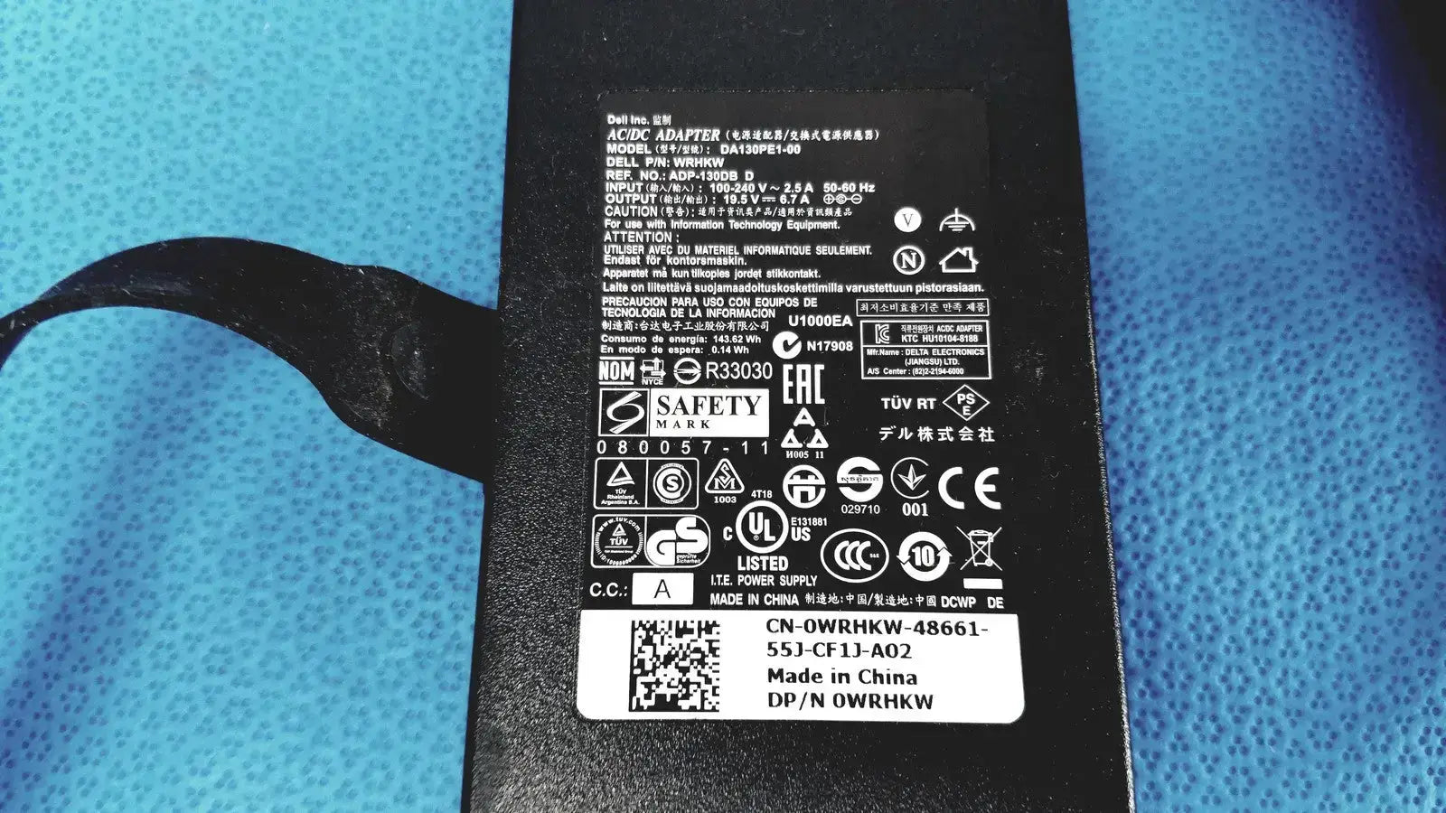 Dell 130W DA130PE1-00 AC Power Adapter CN-0WRHKW-48661-55J-CF1J-AO2