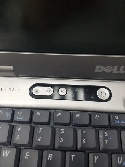 Dell Latitude D810 Intel Inside Centrino Model PP15L - Laptop Computer