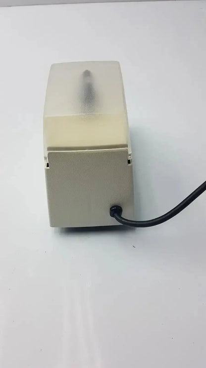 Beige plastic dentsply rinn crescent wig l bug mixer msd air pump with translucent top and black power cord