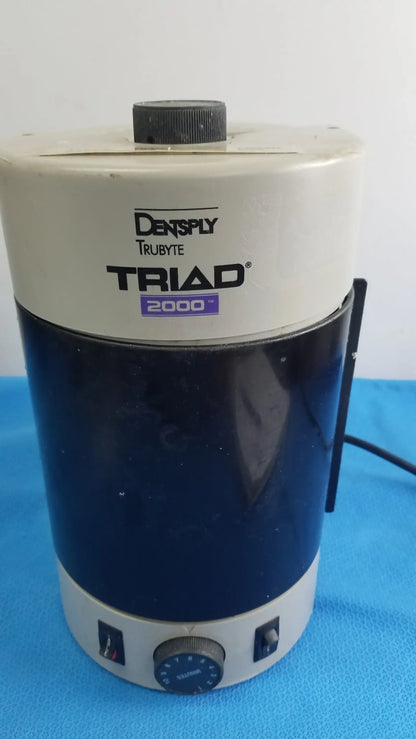 Dentsply Trubyte Triad 2000 Visible Light Curing System