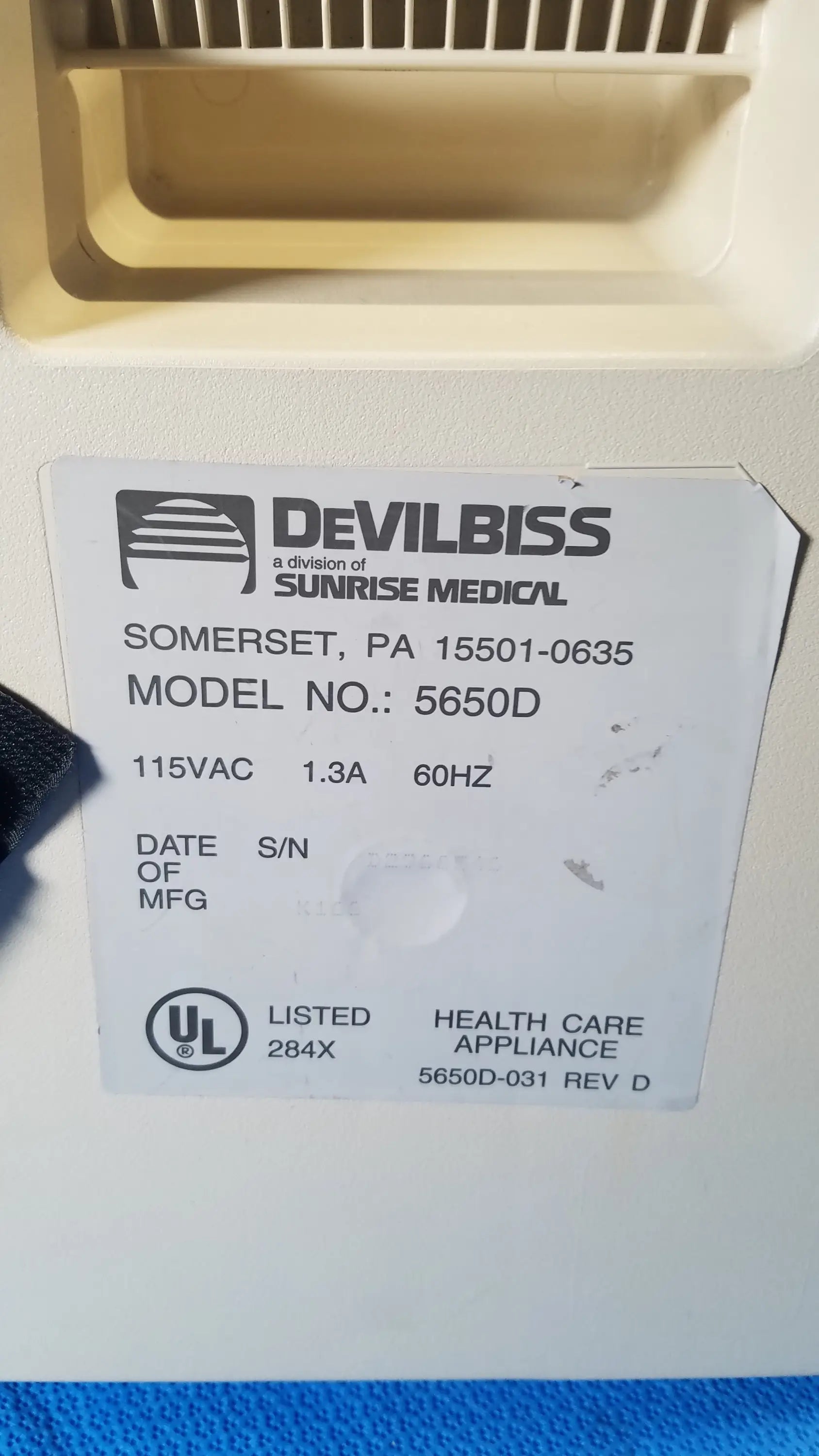 White plastic DeVilbiss 5650D Pulmo-Aide compressor nebulizer system medical equipment for reuse medical applications