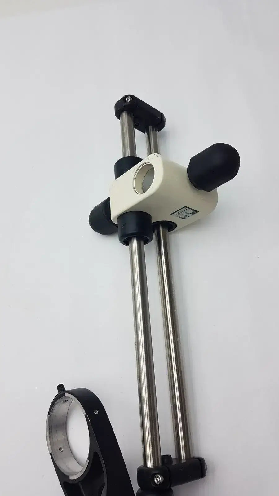 Diagnostic Instruments Dual Arm Boom - Microscope Stand