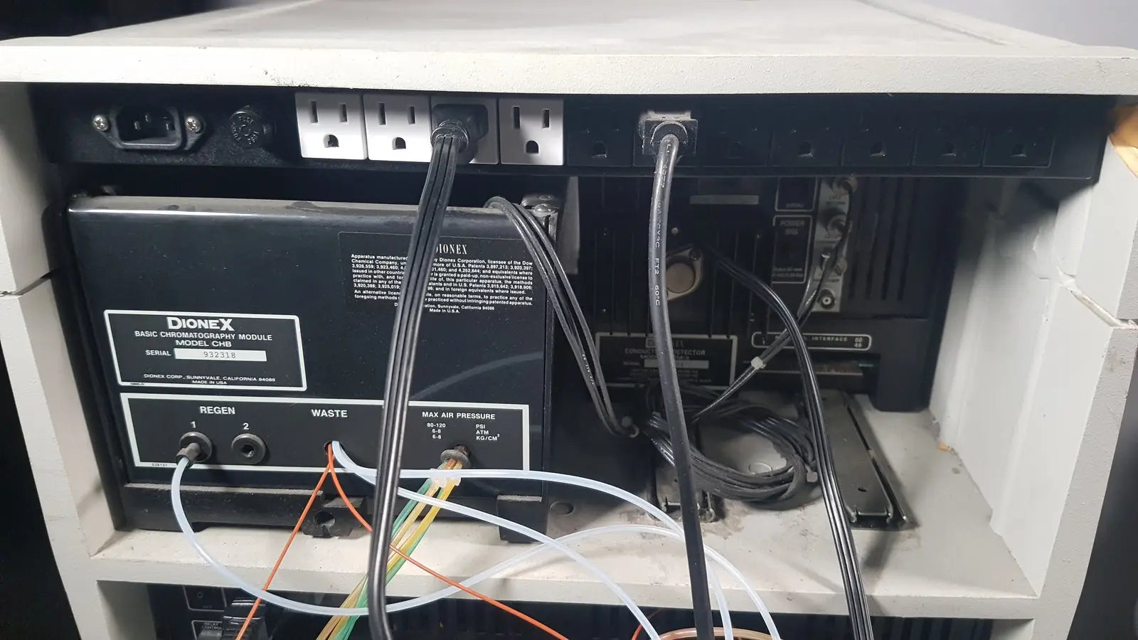 Dionex Basic Chromatography Module CHB