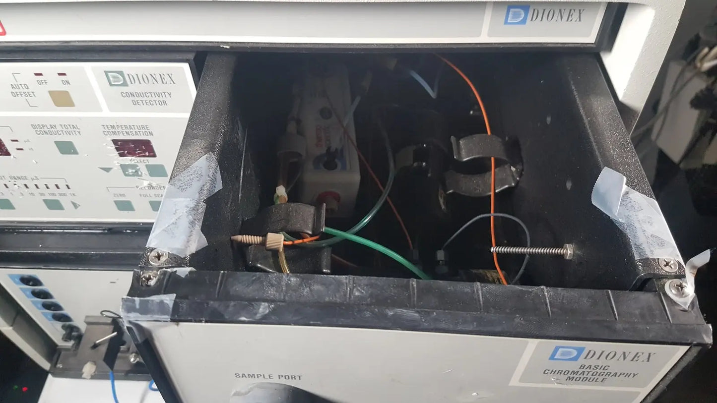 Dionex Basic Chromatography Module CHB