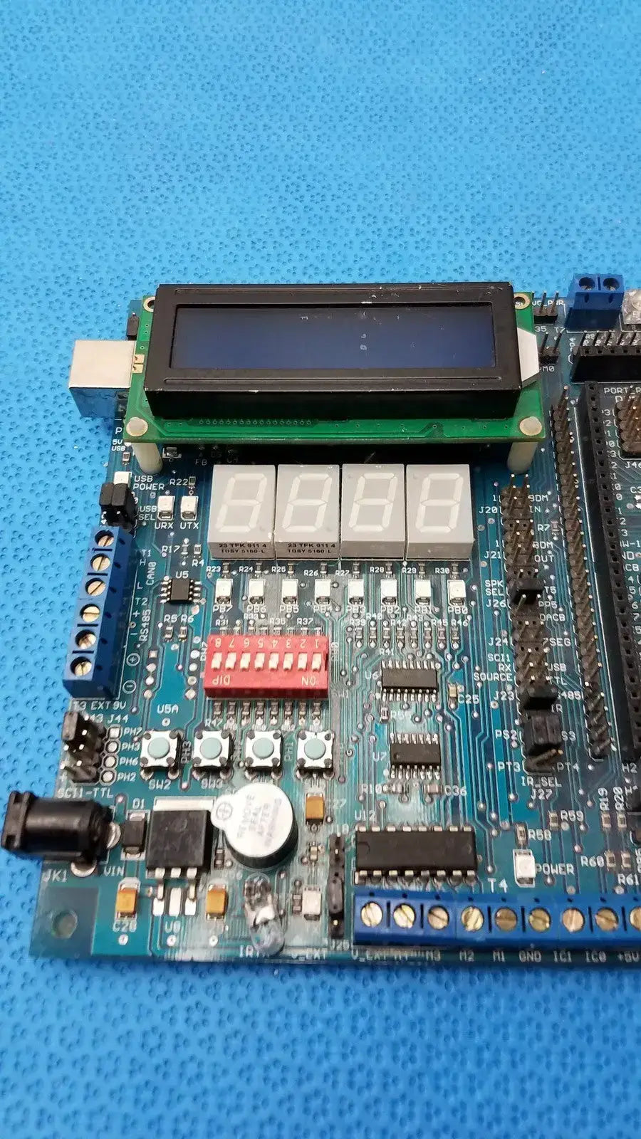 Dragon12-Plus 2 REV G USB Development Board Electronic Computer Educational Lab