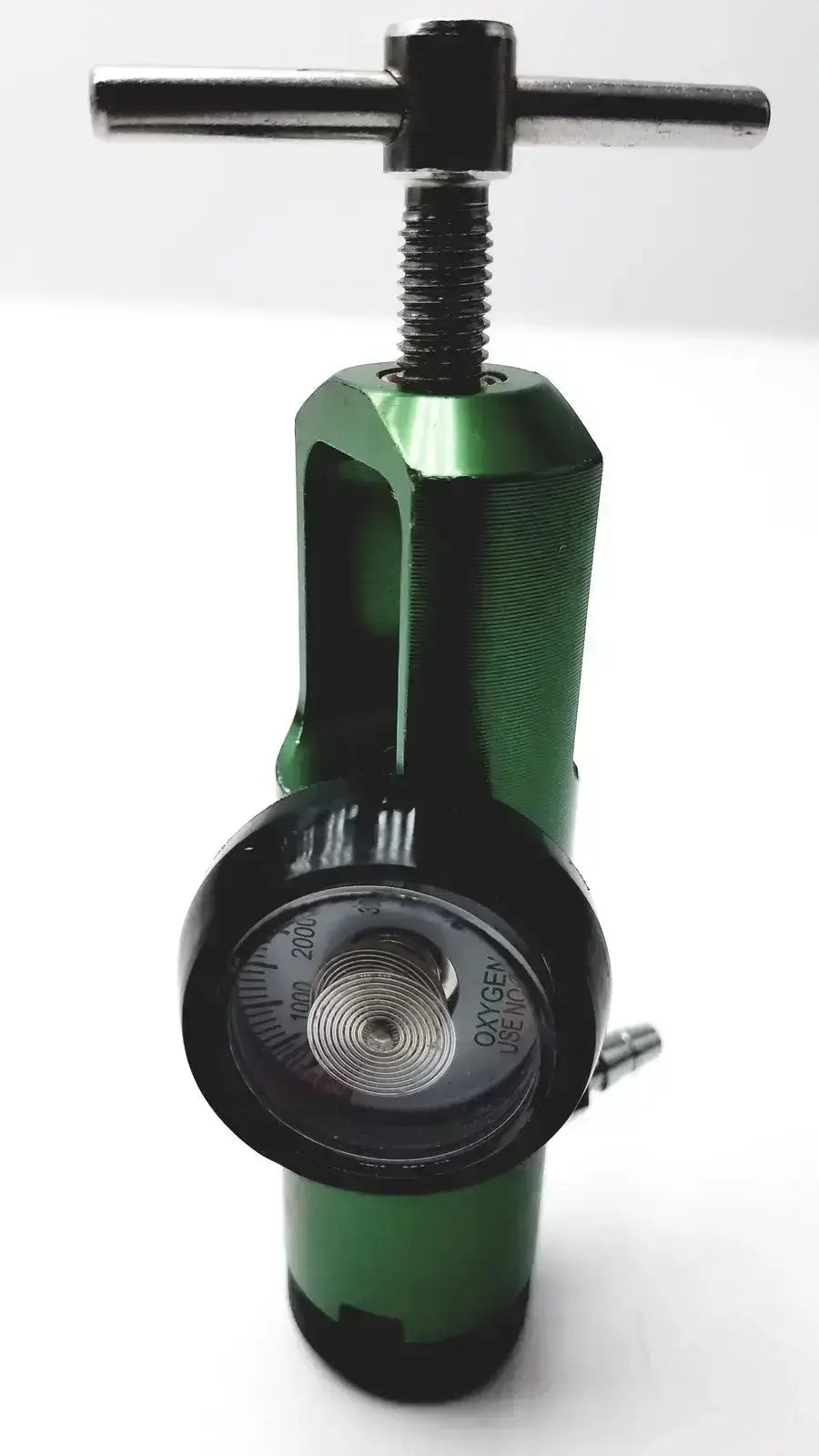 Drive brass-sleeved oxygen regulator model cga 870 green aluminum with black handle and pressure gauge