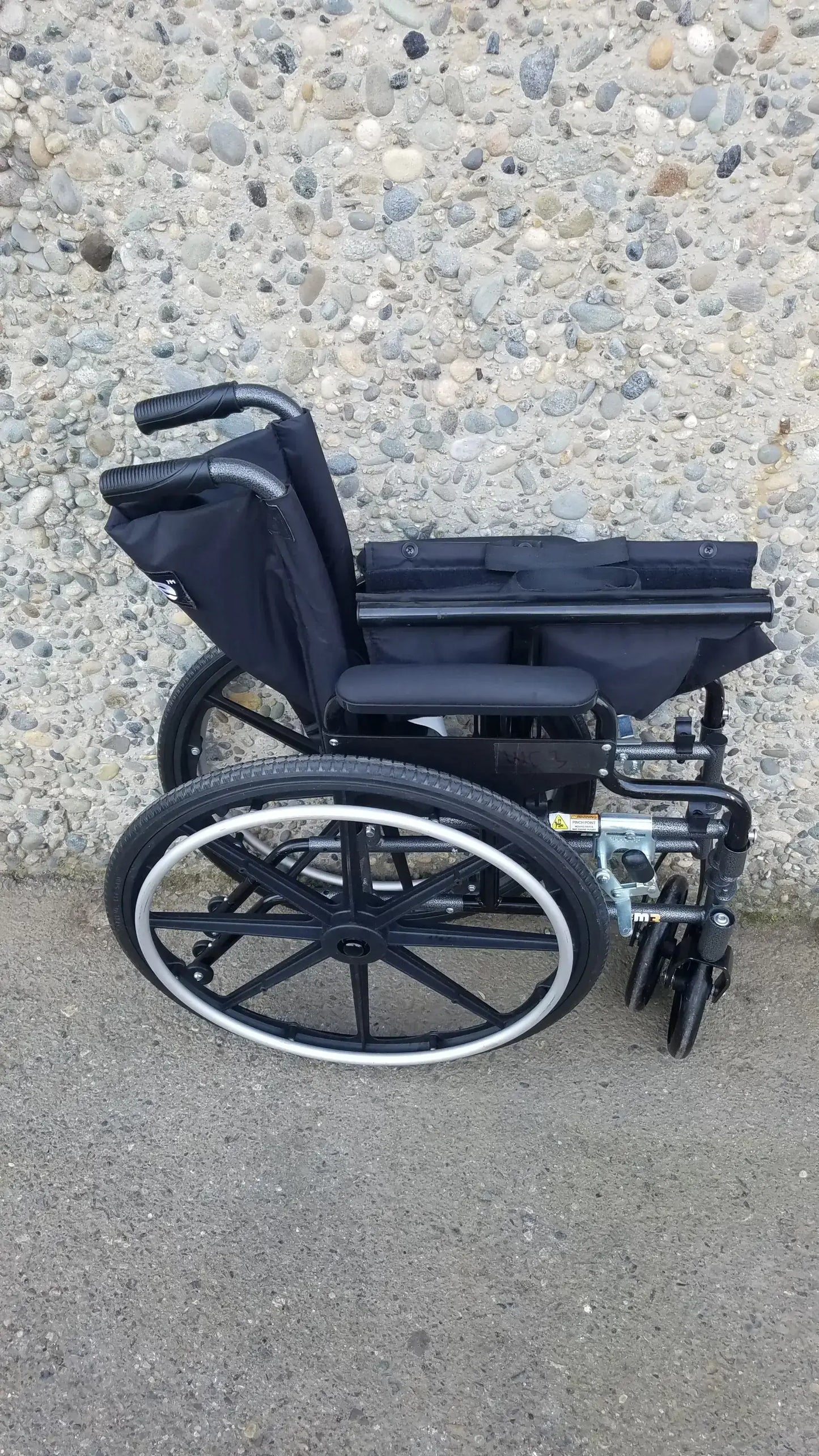 Drive Medical M3 Folding Manual Wheelchair