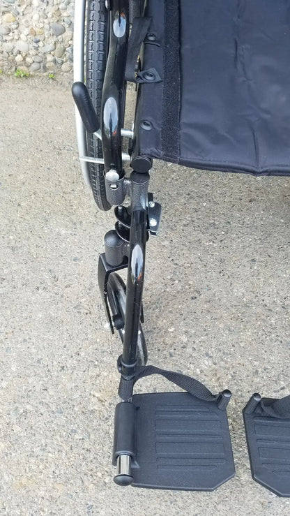 Drive Medical M3 Sport Foldable Wheelchair – Manual Lightweight Design
