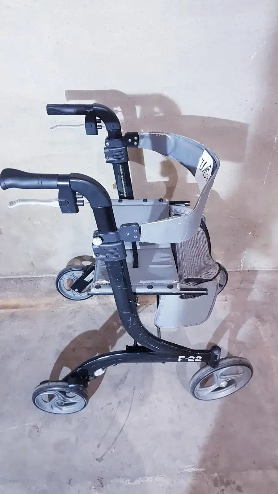 Drive Medical Nitro Aluminum Rollator Walker 10’’ Casters Black & White