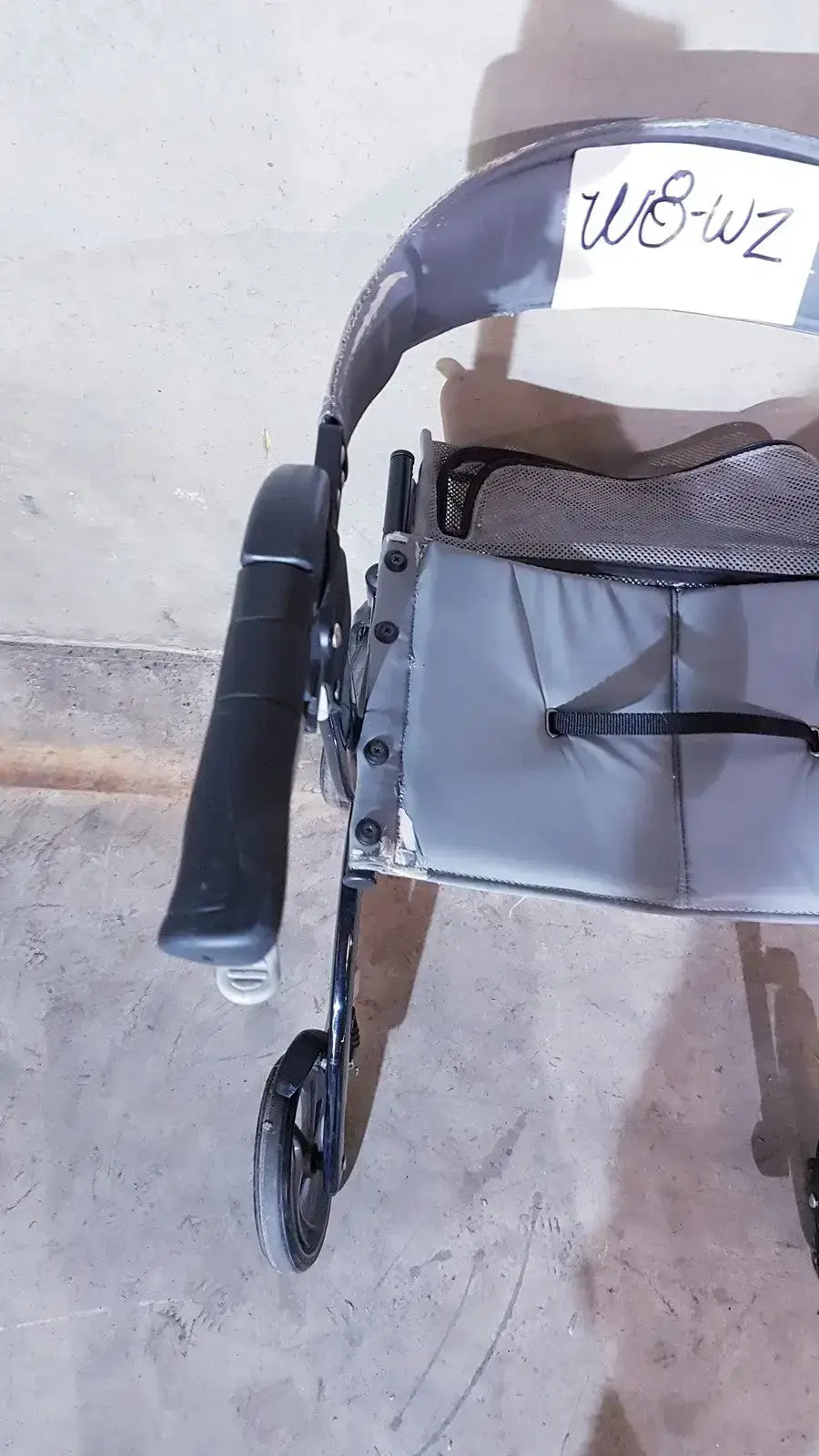 Drive Medical Nitro Aluminum Rollator Walker 10’’ Casters Black & White