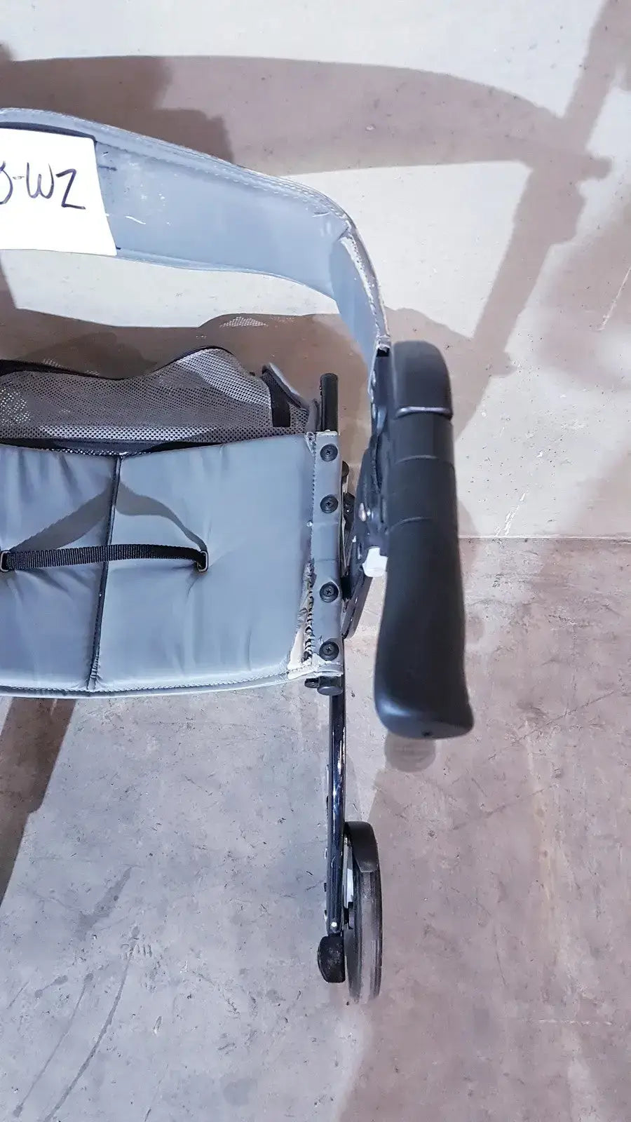 Drive Medical Nitro Aluminum Rollator Walker 10’’ Casters Black & White