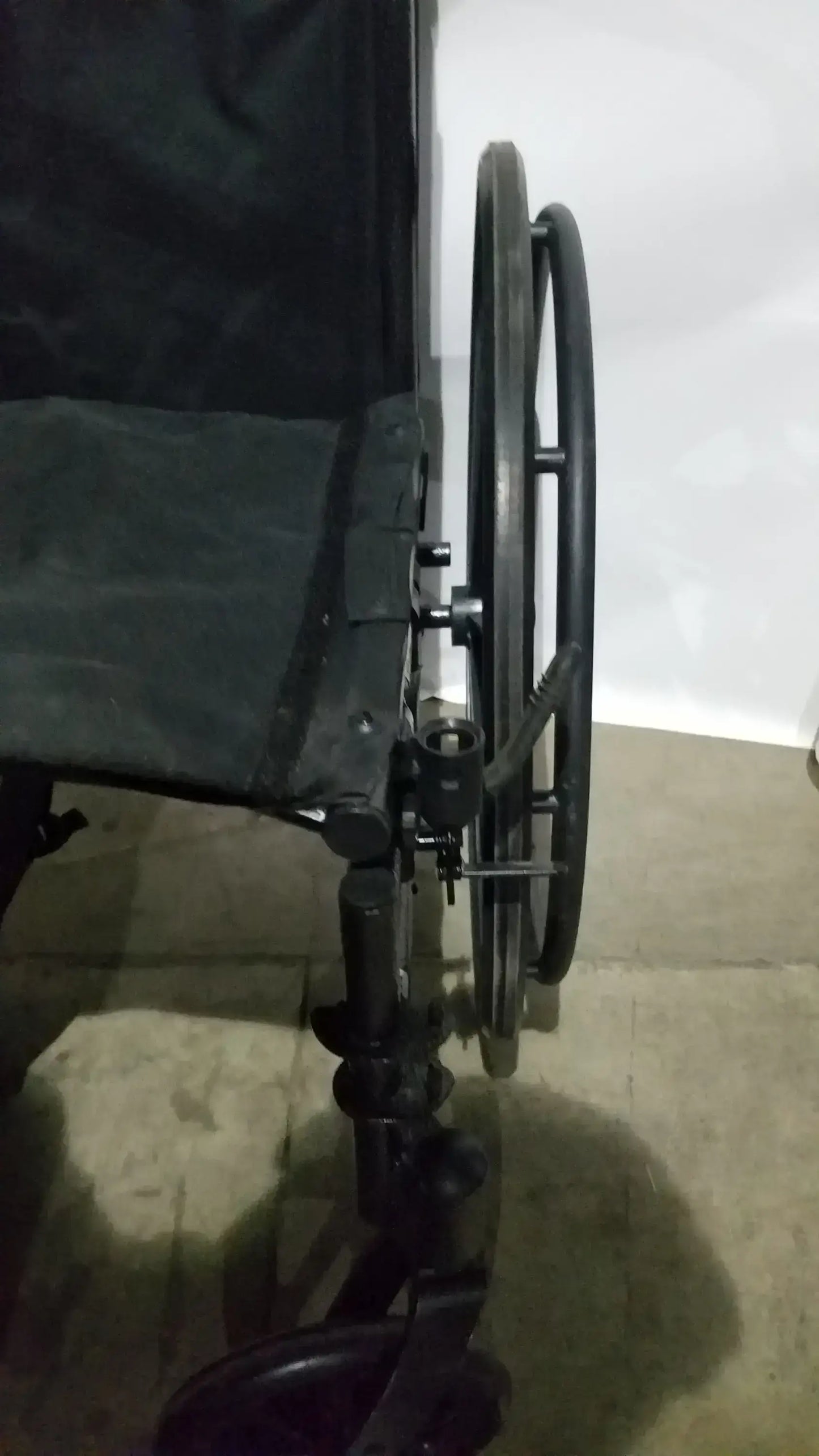 Drive Medical Silver Sport 2 Folding Wheelchair Lightweight Black Seat