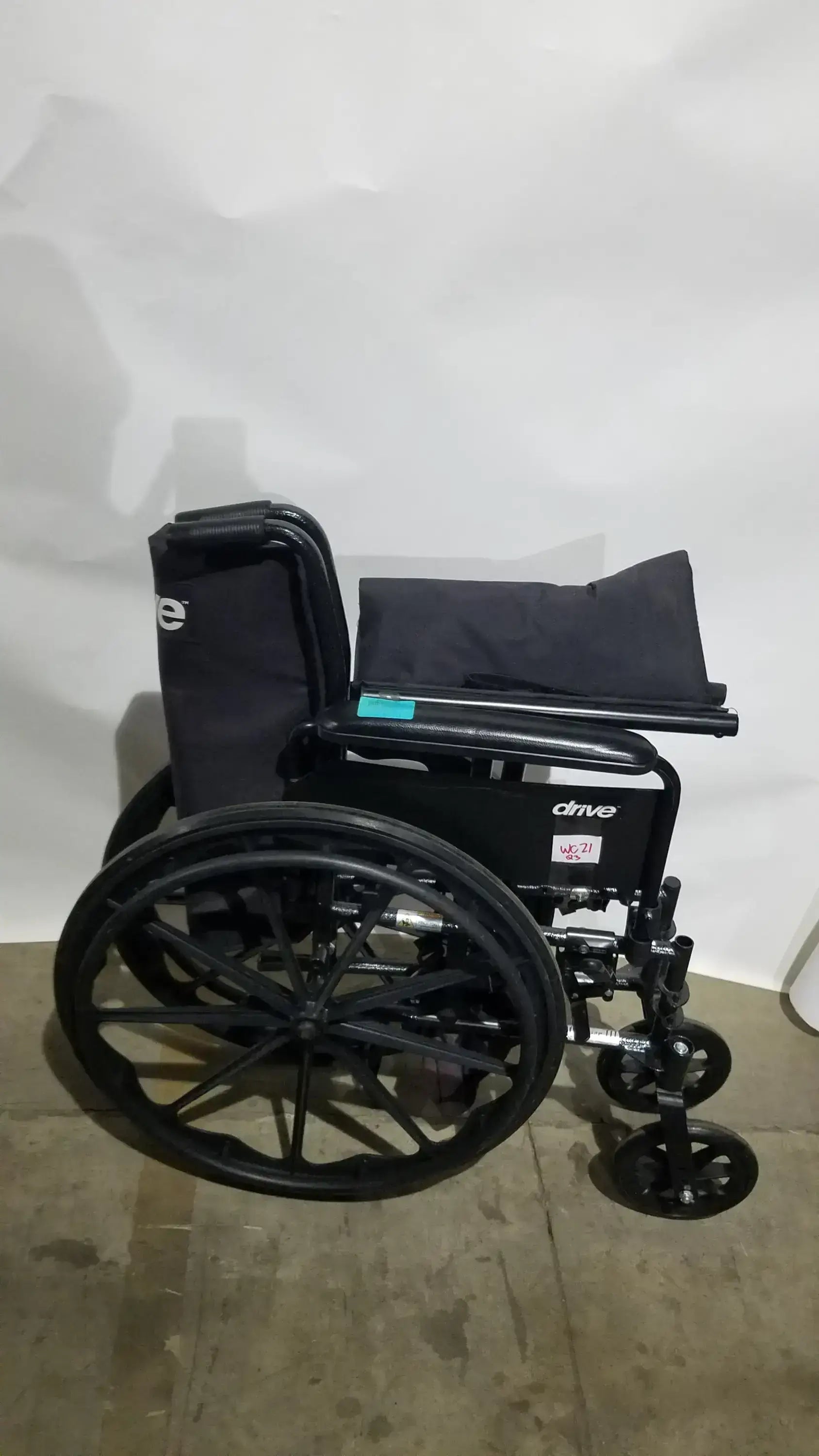 Drive Medical Silver Sport 2 Folding Wheelchair Lightweight Black Seat