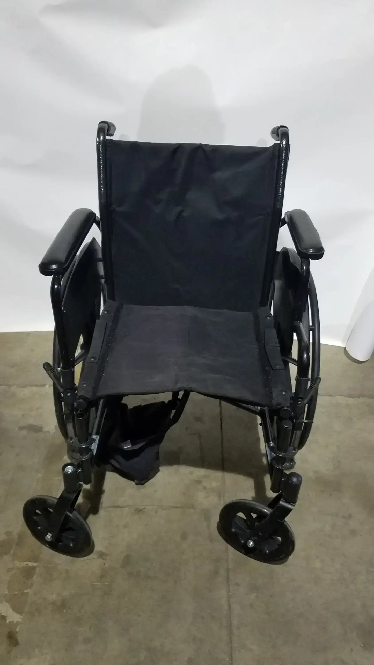 Drive Medical Silver Sport 2 Folding Wheelchair Lightweight Black Seat