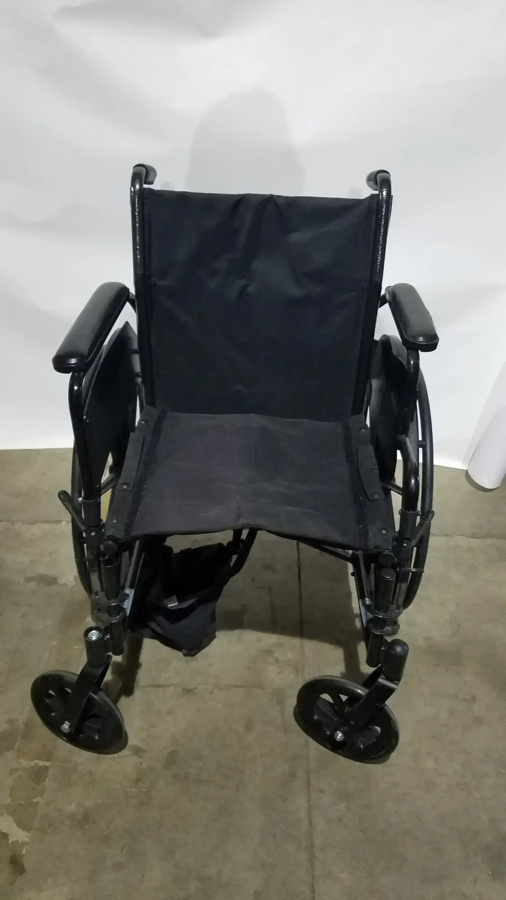Drive Medical Silver Sport 2 Folding Wheelchair Lightweight Black Seat
