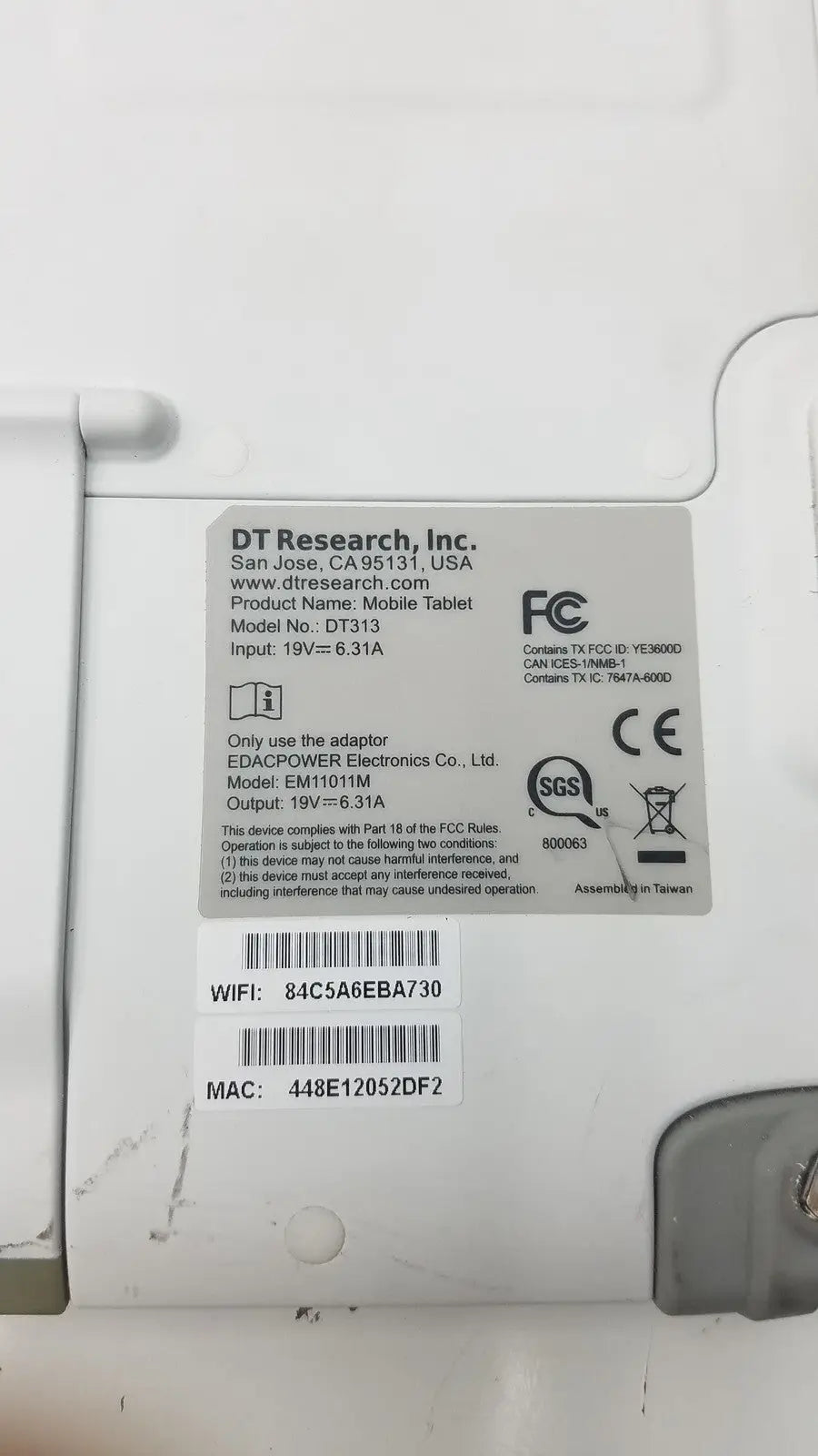 DT Research DT313 Mobile Tablet Model: EM11011M - Medical