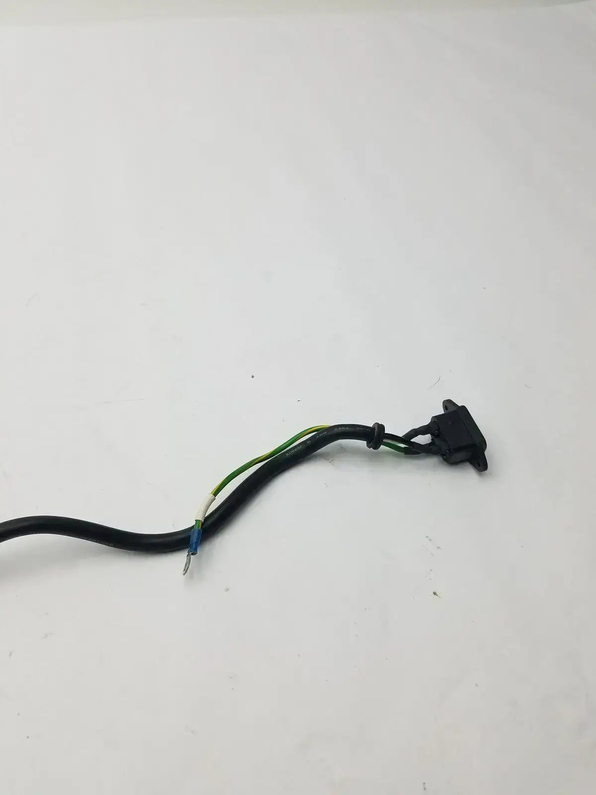 E119932 AWM 2464 3 Pin Male Wire Connector Cable