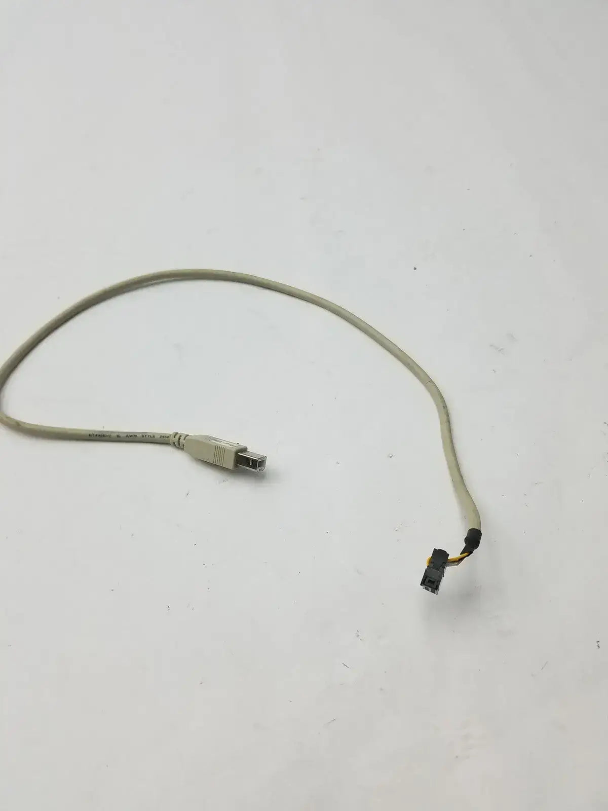 E74020-C AWM Style 2464 MA-P18 to USBH-6 - Adapter Cable