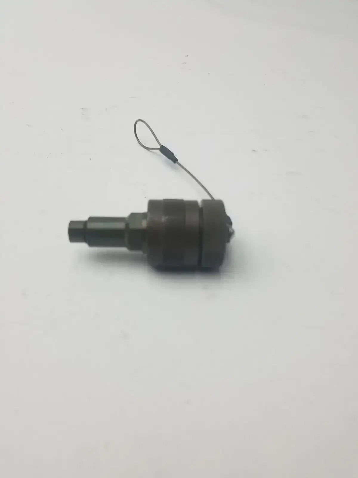 ECRM213UA0 R-JACK Fiber Optic Expanded Beam Connector Receptacle