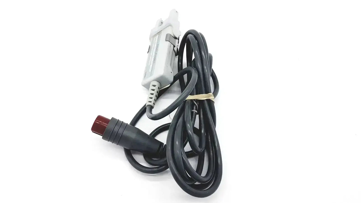 Black coiled edwards lifesciences om2 optical module cable with white connector housing and red-tipped plug